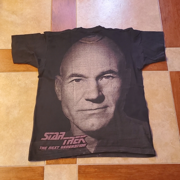 Star Trek shirt - Picture 2 of 3